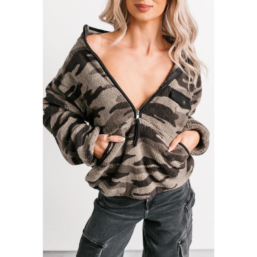 MittoShop Camo Print Pullover Sweater - Picture 3 of 3